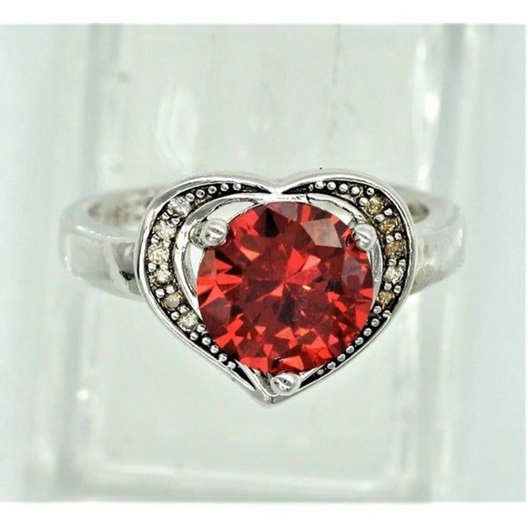 925 STERLING HEART ring, red ruby gemstone size 8 - Picture 3 of 9
